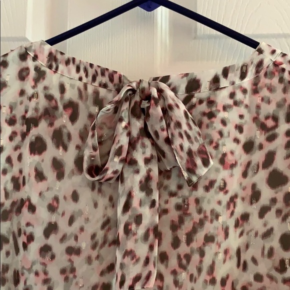 Beautiful Talbots shimmer blouse - small - Picture 7 of 7